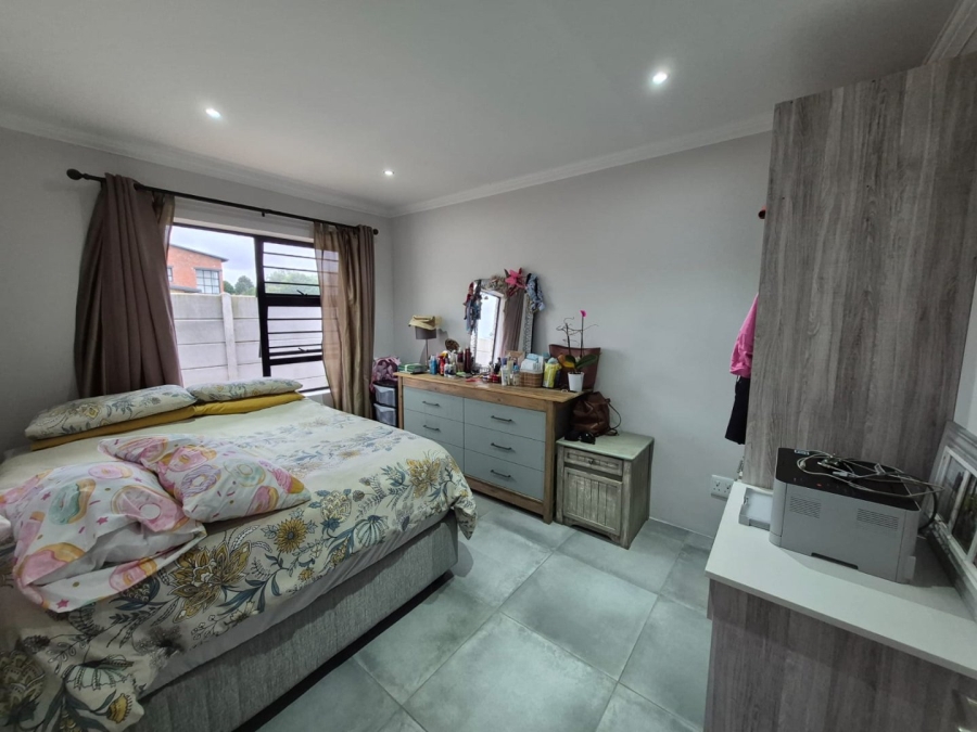 3 Bedroom Property for Sale in King George Park Western Cape